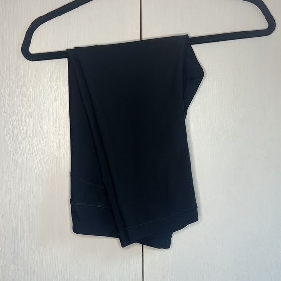 UNDER ARMOUR CROP LEGGING - Picture 4 of 4